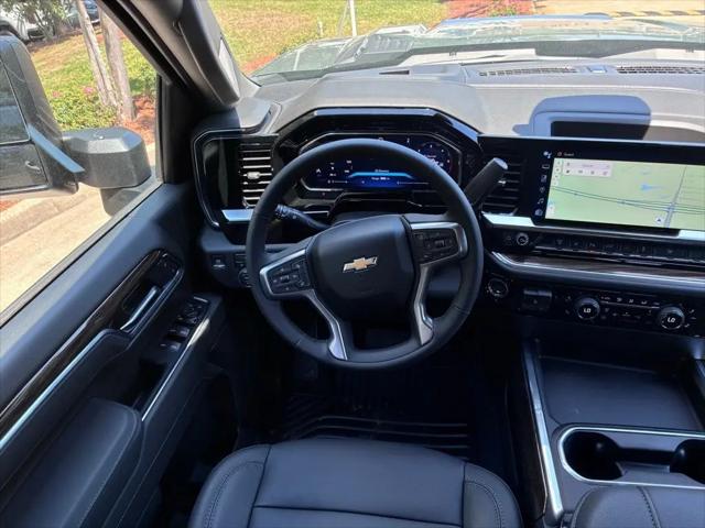 2026 Chevrolet Silverado 3500HD Crew Cab, Long Bed, LT Dual Rear Wheel, RWD