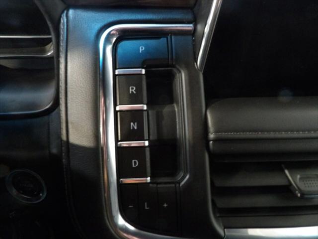 2024 Chevrolet Suburban 4WD LT