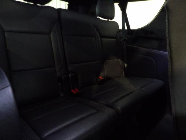 2024 Chevrolet Suburban 4WD LT