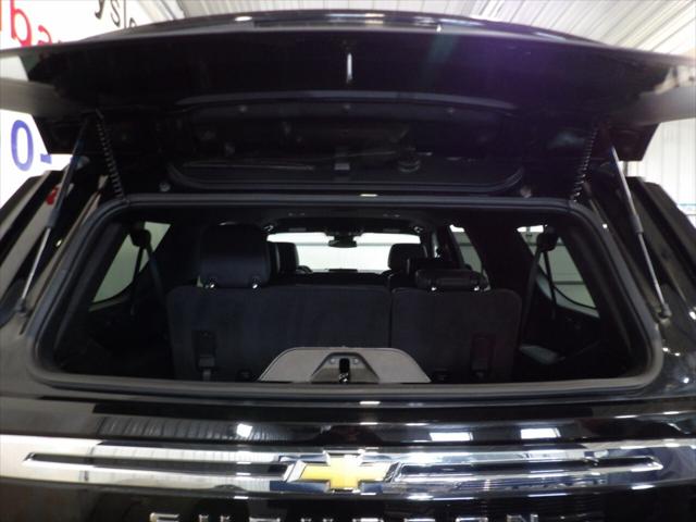 2024 Chevrolet Suburban 4WD LT