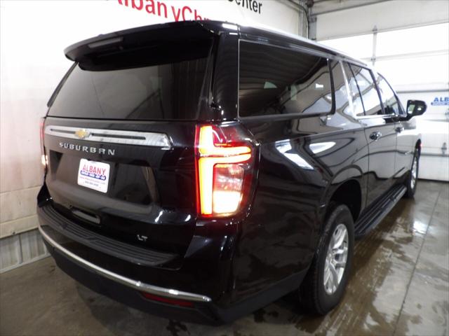 2024 Chevrolet Suburban 4WD LT