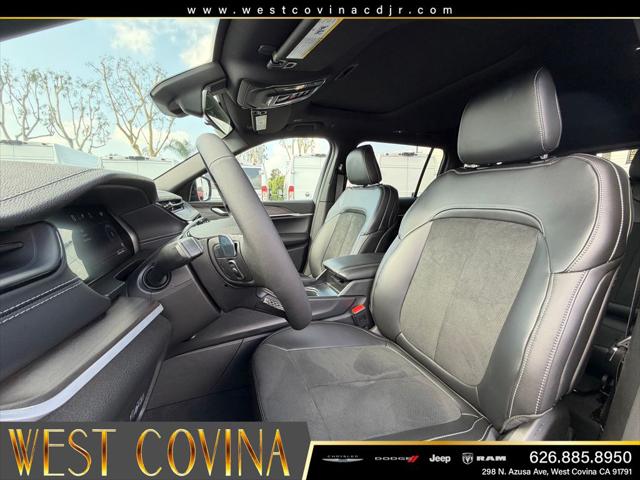 2026 Jeep Grand Cherokee L Altitude 4x4