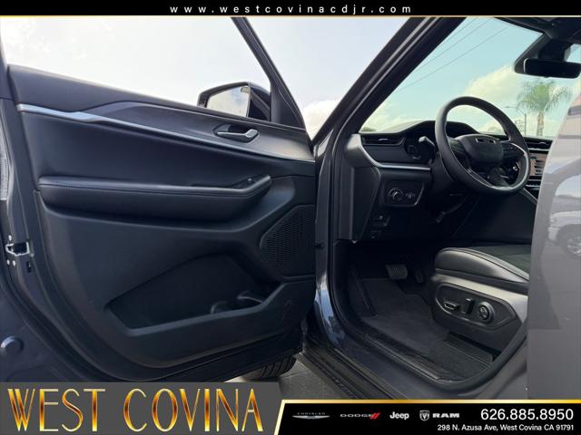 2026 Jeep Grand Cherokee L Altitude 4x4