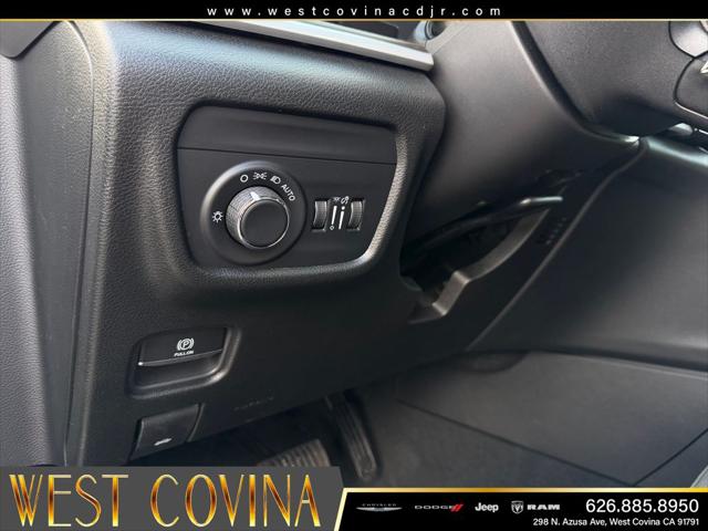 2026 Jeep Grand Cherokee L Altitude 4x4