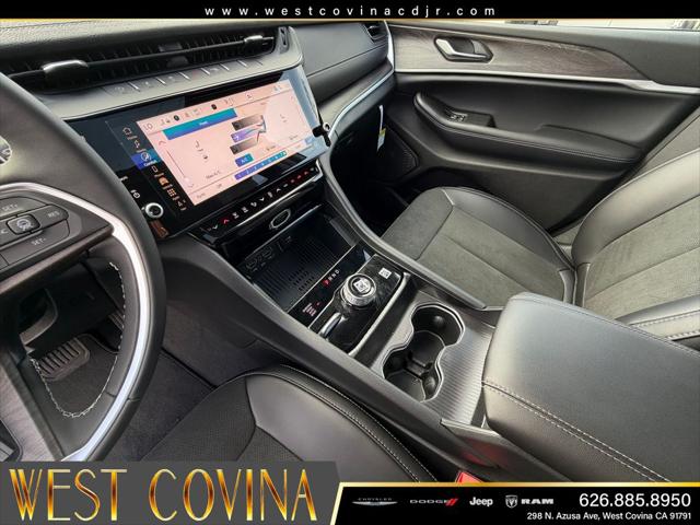 2026 Jeep Grand Cherokee L Altitude 4x4