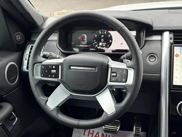 2024 Land Rover Discovery P360 Dynamic SE