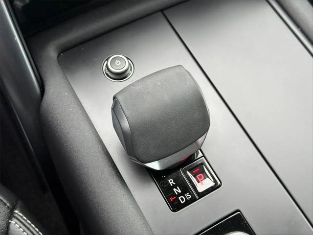 2024 Land Rover Discovery P360 Dynamic SE