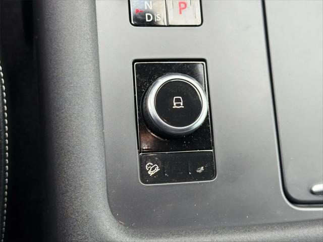 2024 Land Rover Discovery P360 Dynamic SE