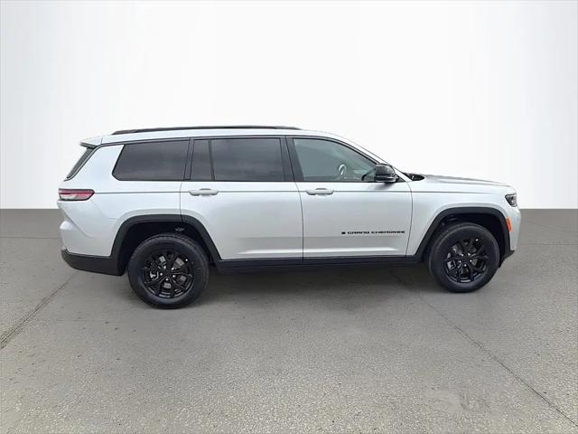 2026 Jeep Grand Cherokee L Altitude 4x4