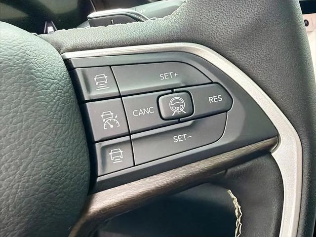 2026 Jeep Grand Cherokee L Altitude 4x4