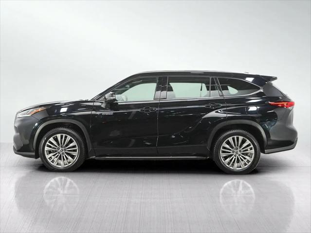 2021 Toyota Highlander Hybrid Platinum