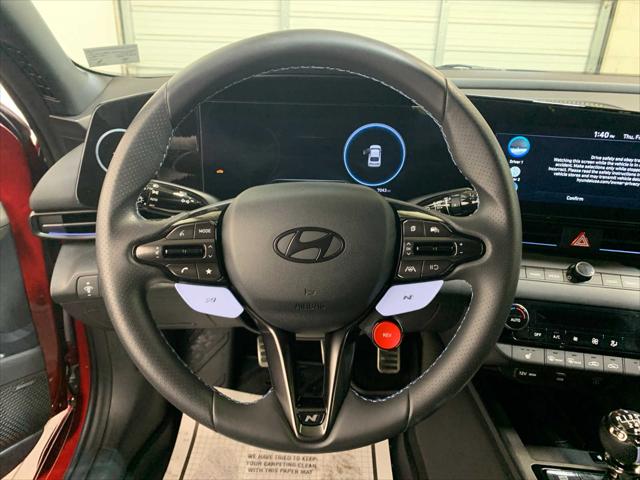 2025 Hyundai Elantra Manual