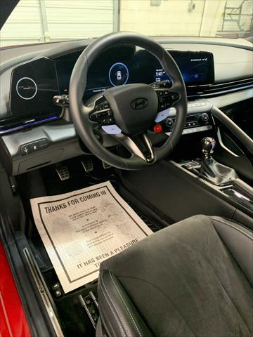 2025 Hyundai Elantra Manual