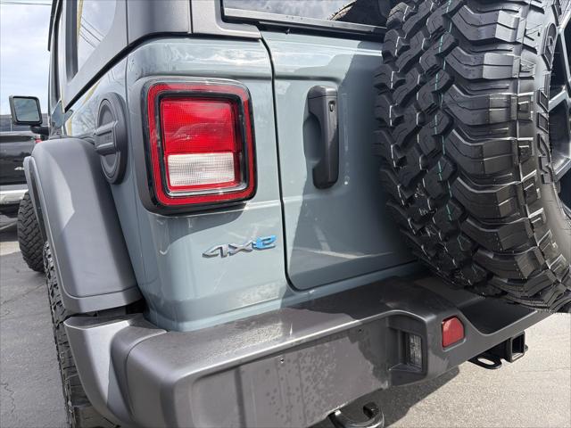 2025 Jeep Wrangler 4xe Willys 4xe