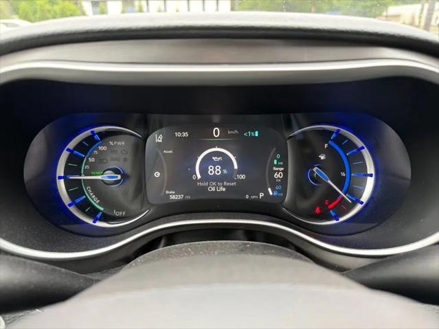2024 Chrysler Pacifica Hybrid Select