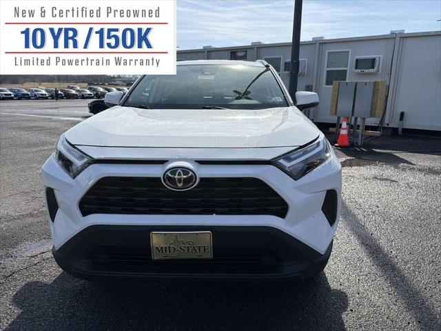 2025 Toyota RAV4 Hybrid XLE
