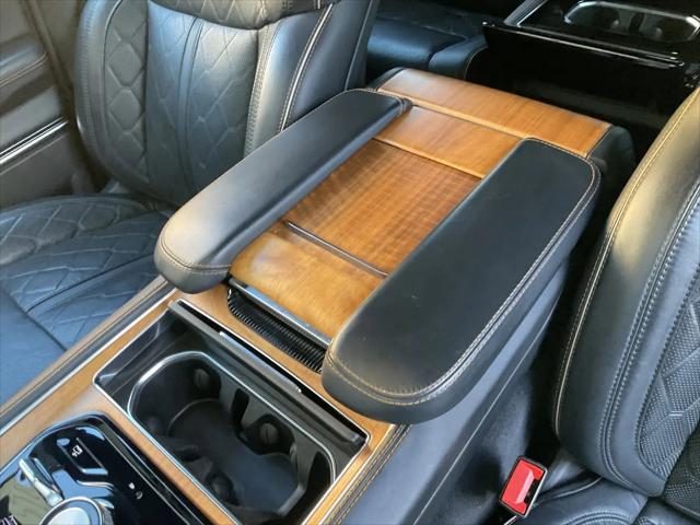 2024 Jeep Grand Wagoneer L Series III 4x4