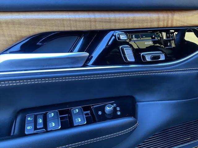 2024 Jeep Grand Wagoneer L Series III 4x4