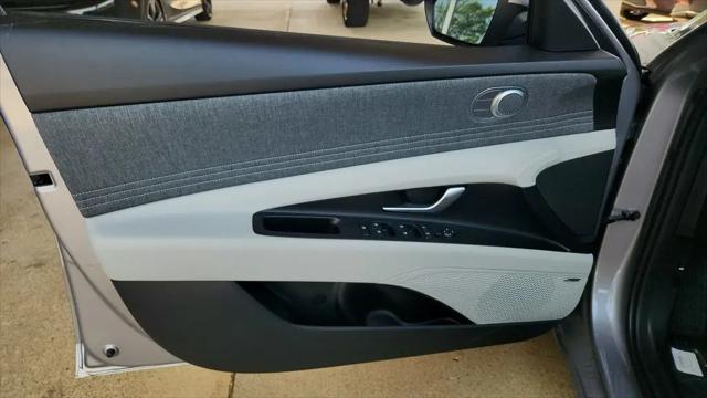 2026 Hyundai Elantra Hybrid Limited
