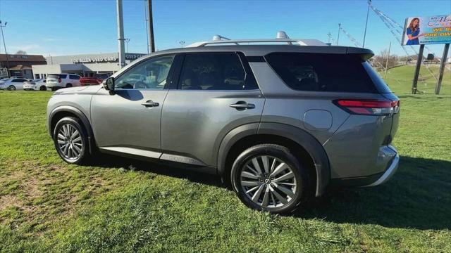 2025 Nissan Pathfinder SL 4WD