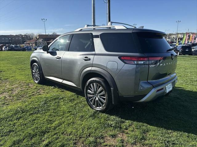 2025 Nissan Pathfinder SL 4WD