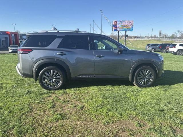 2025 Nissan Pathfinder SL 4WD