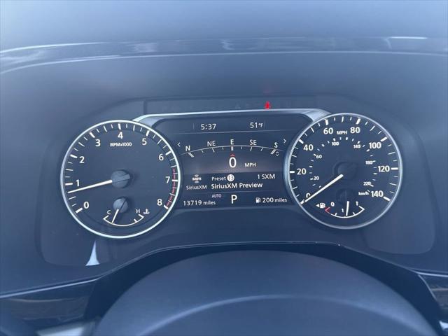 2025 Nissan Pathfinder SL 4WD
