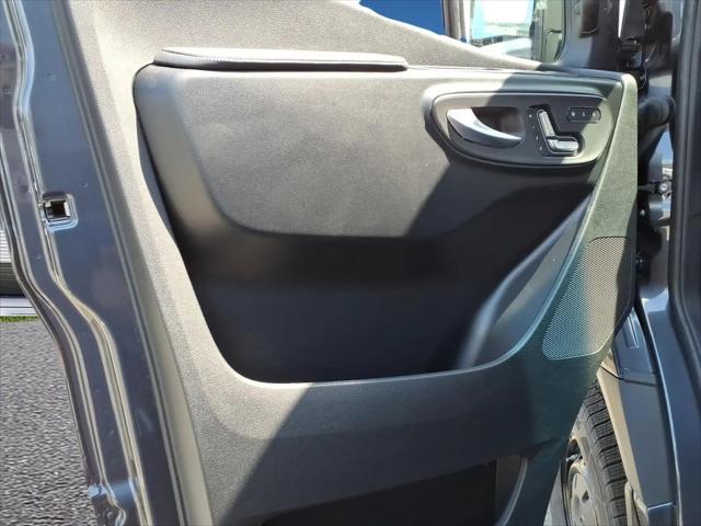 2026 Mercedes-Benz Sprinter 2500 Standard Roof 4-Cyl Diesel HO