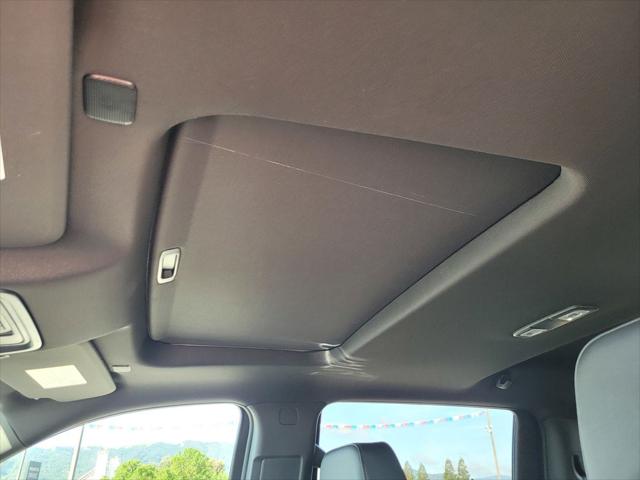 2026 GMC Sierra 2500HD Crew Cab, Standard Bed, AT4, 4WD