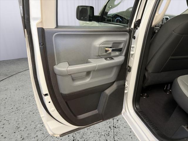 2024 Ram 1500 Classic SLT Quad Cab 4x4 6'4" Box