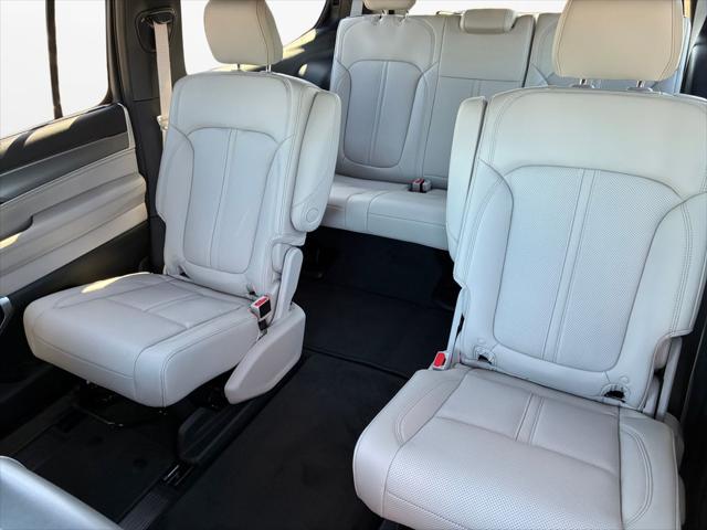 2026 Jeep Grand Wagoneer Limited Reserve 4x4