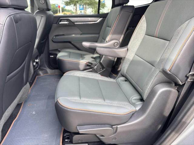 2026 GMC Acadia AT4 AWD