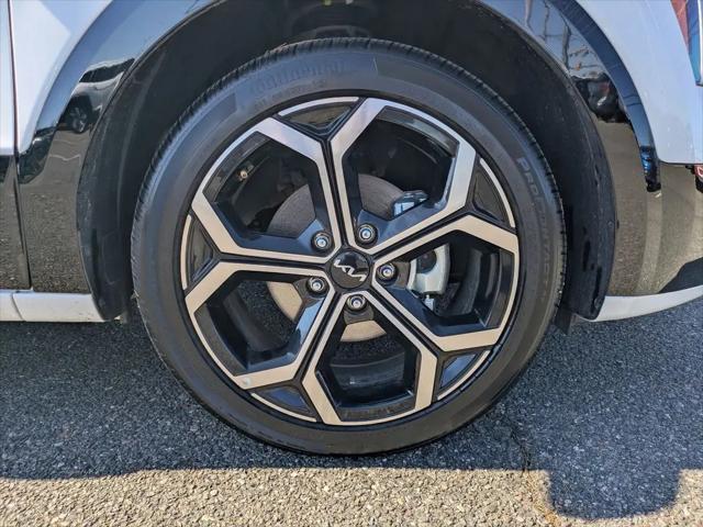 2025 Kia Niro EX Touring