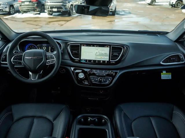 2026 Chrysler Voyager LX
