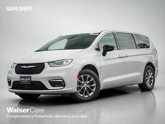 2026 Chrysler Pacifica Select AWD for sale in Hopkins, MN