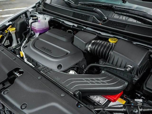 2026 Chrysler Pacifica Select AWD