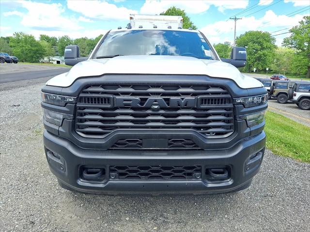 2026 Ram 3500 Tradesman Crew Cab 4x4 8' Box