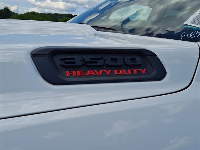 2026 Ram 3500 Tradesman Crew Cab 4x4 8' Box