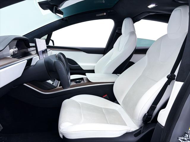 2022 Tesla Model X Dual Motor All-Wheel Drive