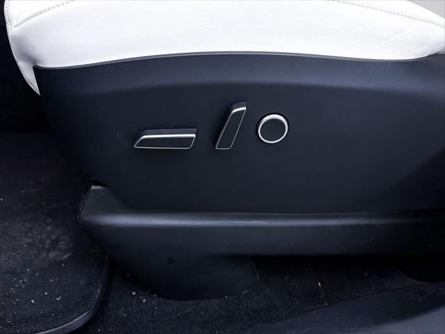2022 Tesla Model X Dual Motor All-Wheel Drive