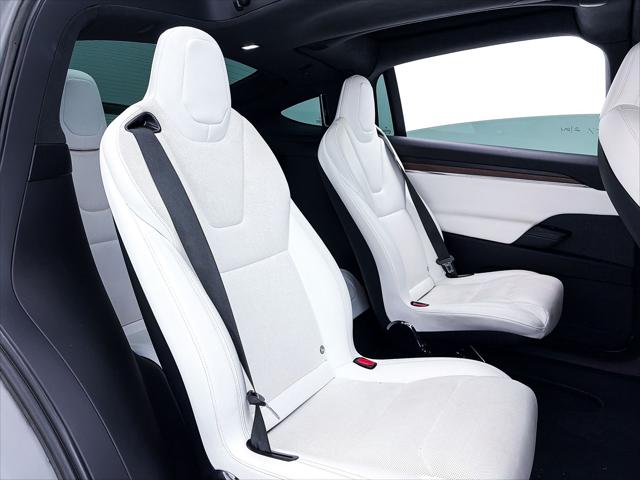 2022 Tesla Model X Dual Motor All-Wheel Drive