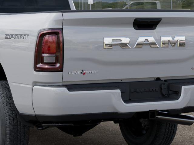 2026 Ram 3500 Lone Star Crew Cab 4x4 8' Box
