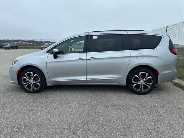 2026 Chrysler Pacifica Pinnacle AWD