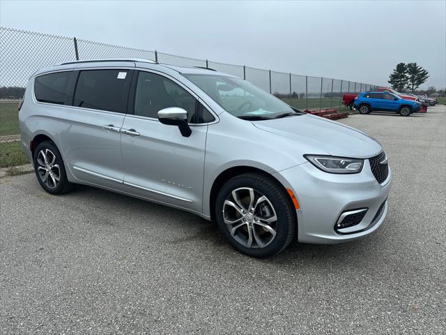 2026 Chrysler Pacifica Pinnacle AWD