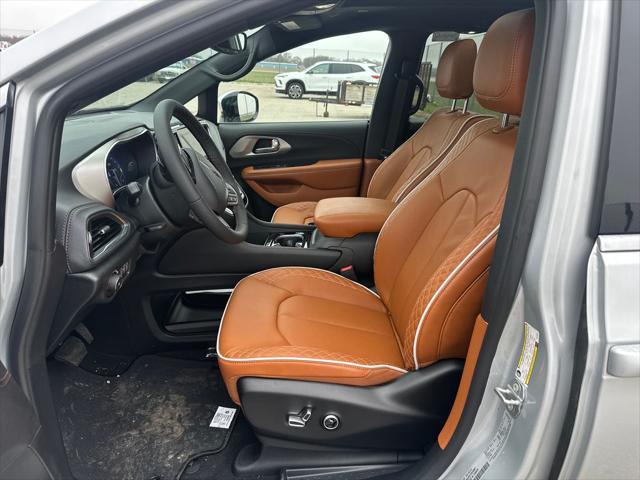 2026 Chrysler Pacifica Pinnacle AWD