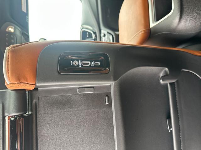 2026 Chrysler Pacifica Pinnacle AWD