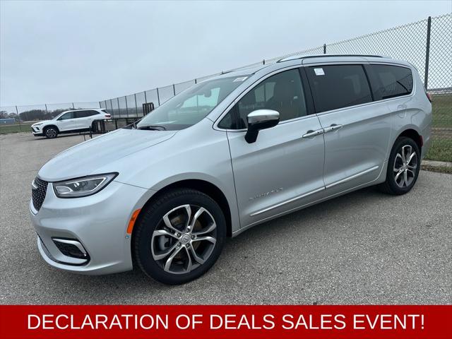 2026 Chrysler Pacifica Pinnacle AWD for sale in TRAVERSE CITY, MI
