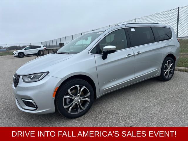 2026 Chrysler Pacifica Pinnacle AWD for sale in TRAVERSE CITY, MI