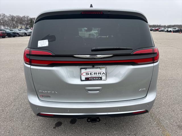 2026 Chrysler Pacifica Pinnacle AWD
