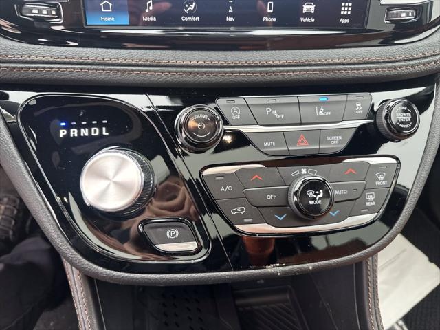 2026 Chrysler Pacifica Pinnacle AWD